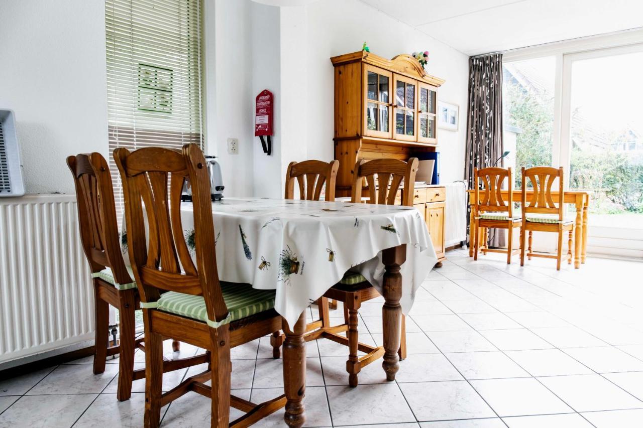 סנט מארטן Bungalow 40 Op Recreatiepark De Wielen מראה חיצוני תמונה